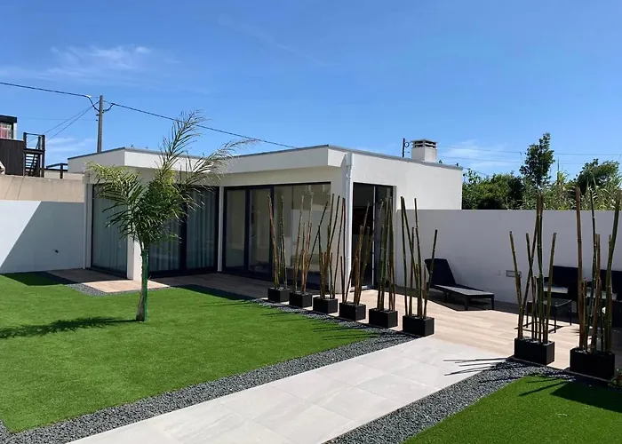 Oliver House Poco da Cruz